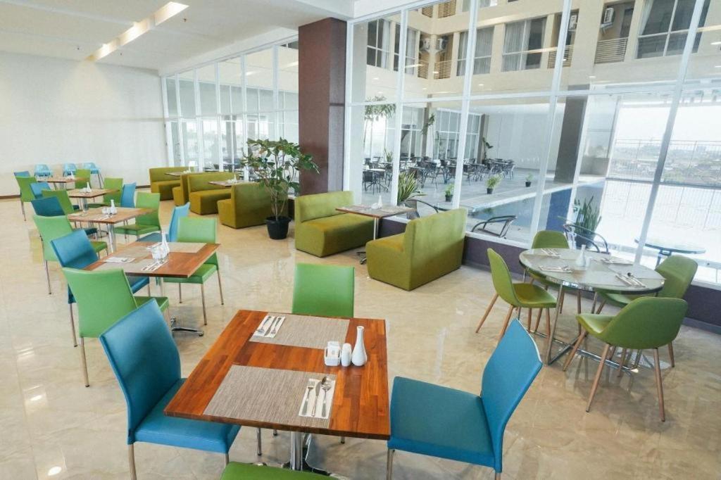 My Tower Hotel סוראבאיה מראה חיצוני תמונה